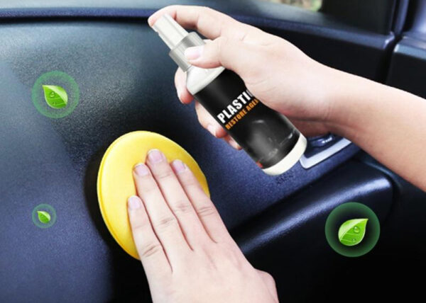 Sprej za poliranje unutrašnjosti automobila